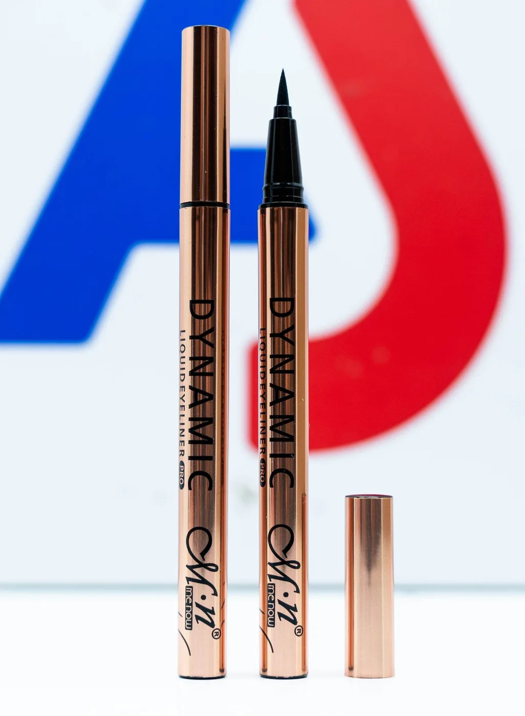 Menow Dynamic Liquid Eyeliner Pro, Black 0.6g (E4128)